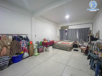 *****อาคารพาณิชย์มือสองย่านนนทบุรี ม.เรวดี60 รัตนาธิเบศร์ เนื้อที่กว้างขวางมากถึง 17 ตร.ว. ฟังก์ชัน 2 ห้องนอน 2 ห้องน้ำ ที่จอดรถ 1 คัน พื้นที่ใช้สอยเยอะ ทำเลอยู่อาศัยเหมาะกับทำการค้า ใกล้รถไฟฟ้าสายสีม่วง "สถานีบางกระสอ" จองเลย!